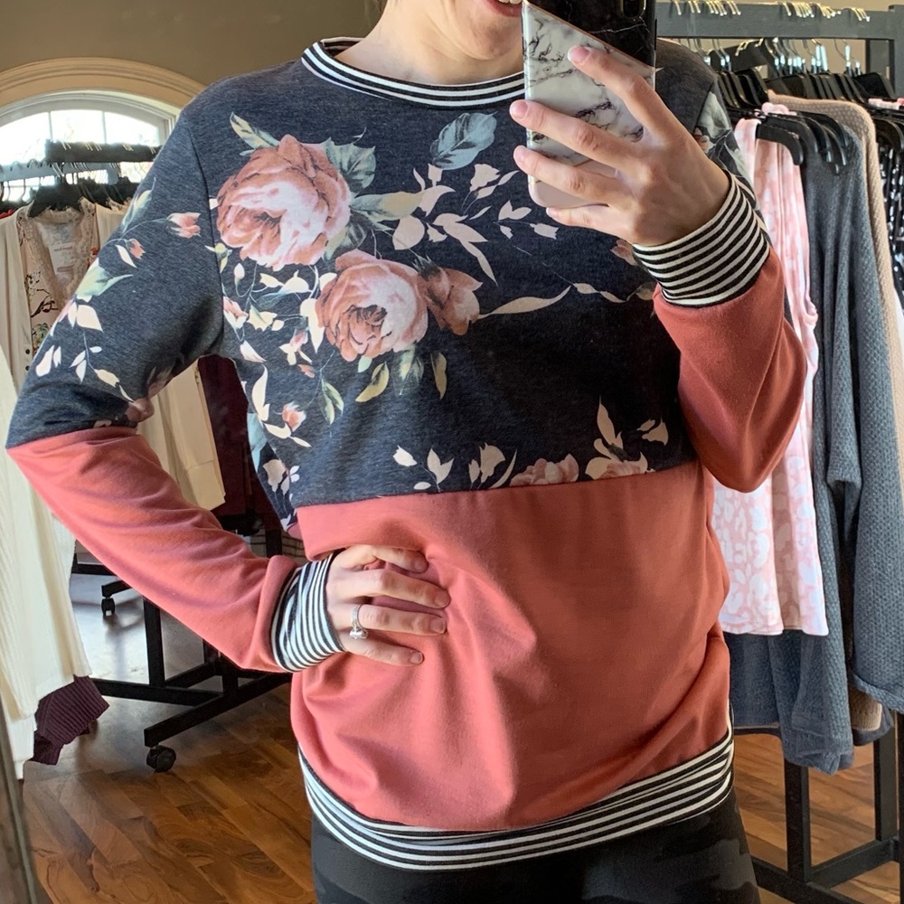 Floral Lightweight Crewneck